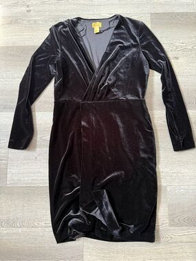 H&M NYE Gold Collection - Black Velvet Wrap Dress - Classic Long Sleeve